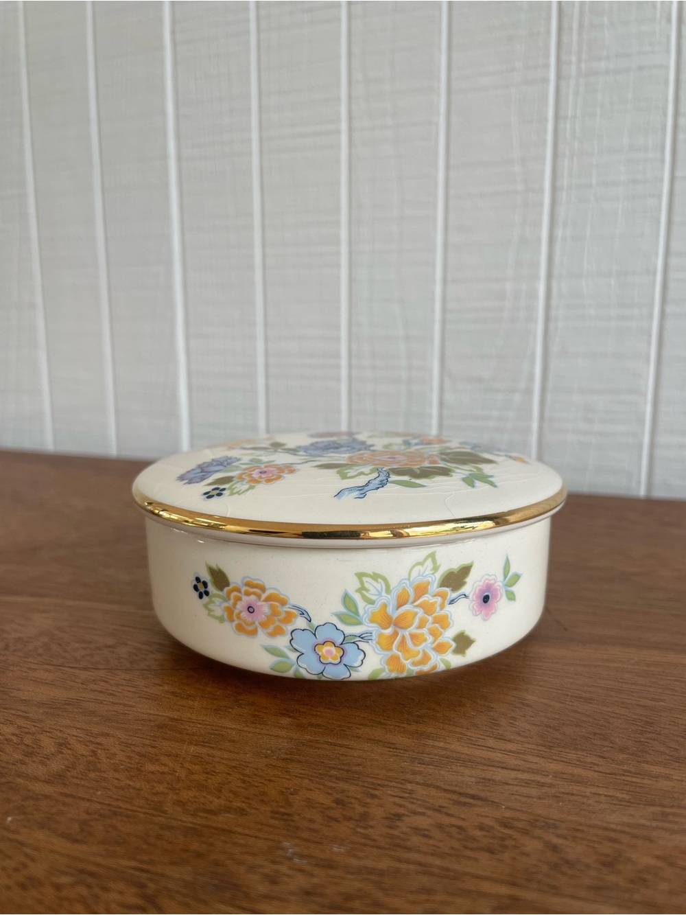 Vtg Prinknash Pottery England Floral Trinket Box with Gold Trim